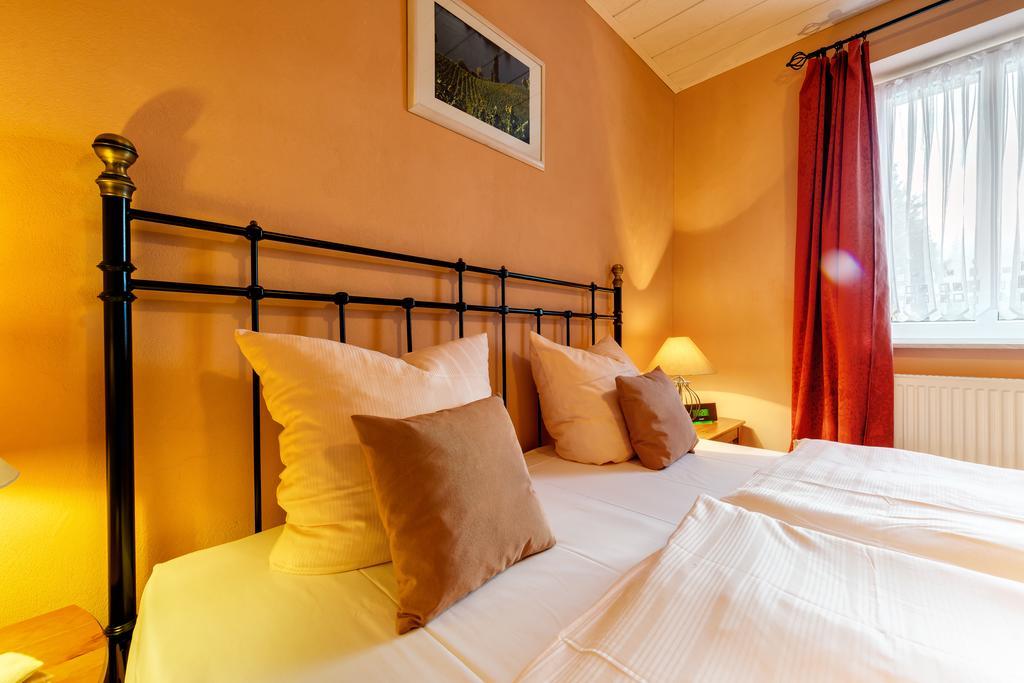 Moselhotel Ludwigs Köwerich Oda fotoğraf