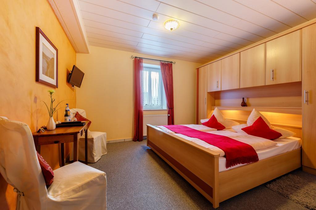 Moselhotel Ludwigs Köwerich Oda fotoğraf